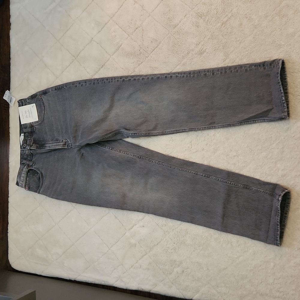 ABERCROMBIE AND FITCH THE 90'S STRAIGHT JEAN